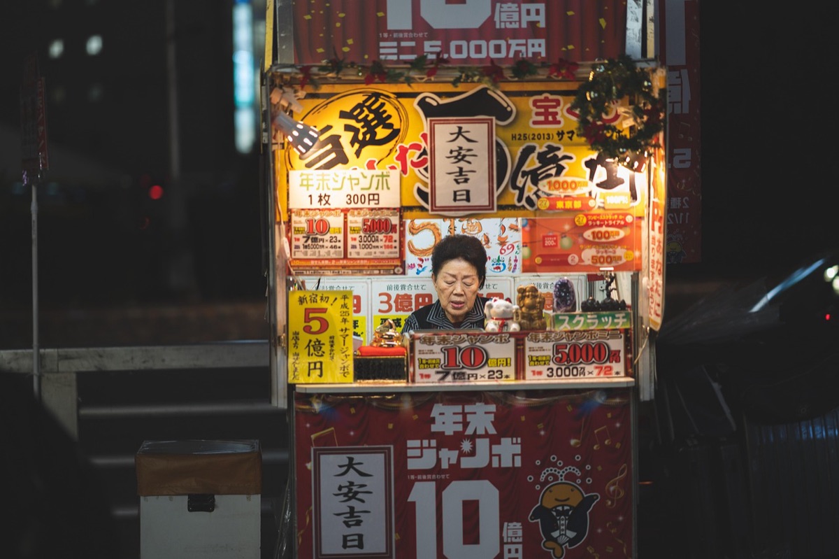 羅馬街頭攤販 selling 新鮮義大利麵