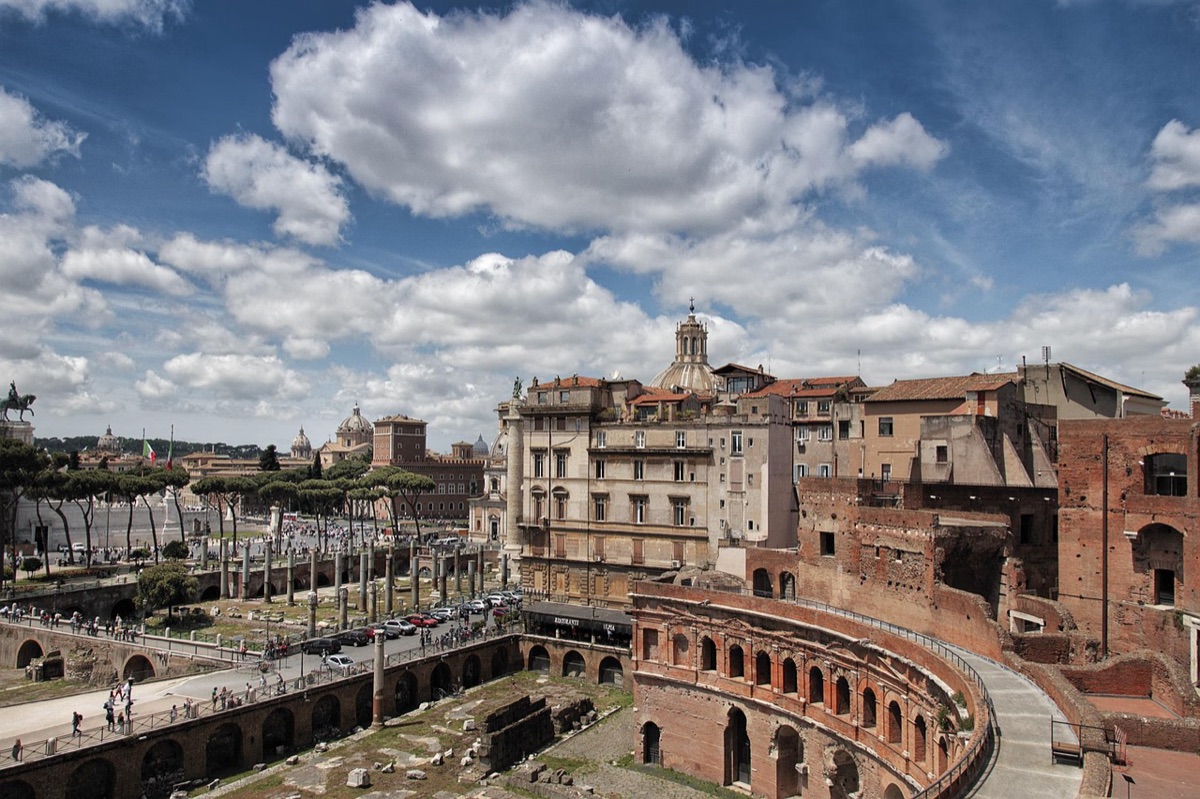 guía turística de Roma con consejo sobre comida local
